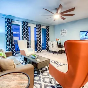 https://laketown-wharf-735-by-zia.panamacity-beachhotels.com